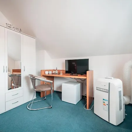 Airport Lounge Hotel Duesseldorf-2